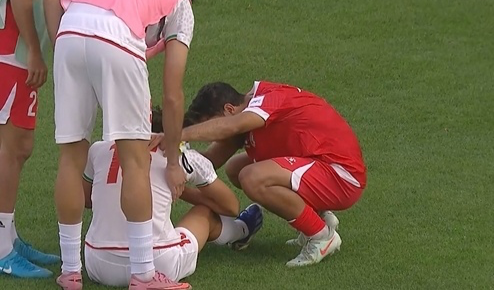 开云体育App-12天前刚1-0赢U23国足 伊朗亚洲杯0胜垫底 众将崩溃躺地+哭成泪人